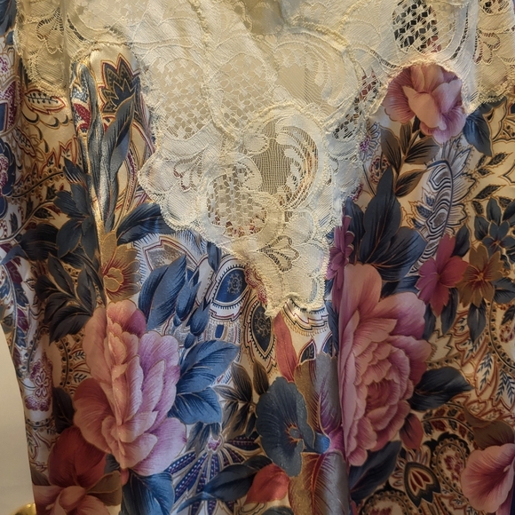 Vintage Victorias Secret Gold Label Slip Dress Nightgown Floral Lace Size Medium - Picture 5 of 5
